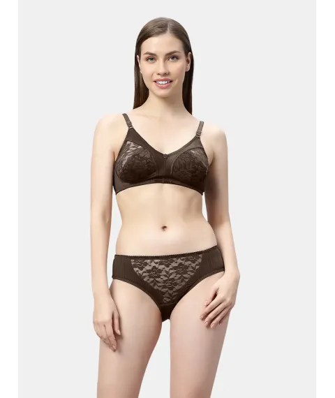 Ertica Bridal Lingerie Set for Women | Jacquard Lace | Non-Padded | Medium Coverage | Adjustable Straps Ertica Bridal Lingerie Set for Women | Jacquard Lace | Non-Padded | Medium Coverage | Adjustable Straps